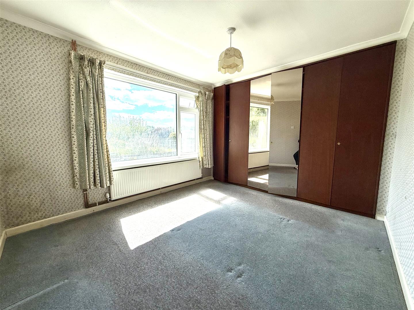 Dulais Grove, Sketty, Swansea, SA2 8BL